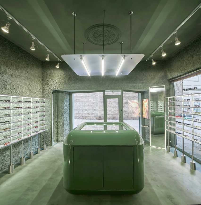 PJ Lobster eyewear store in Barcelona by El Departamento