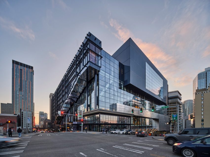 A building made of stacked volumes in Seattle