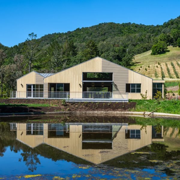 Timber farmhouse barn by a lake by Tyreus Design Studio