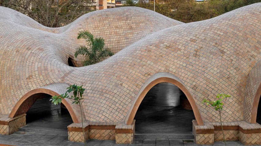 Tarang arts space by The Grid Architects in India