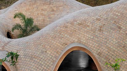 Tarang arts space by The Grid Architects in India