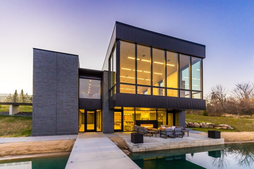 Tree Huis conference centre by Substance Architecture