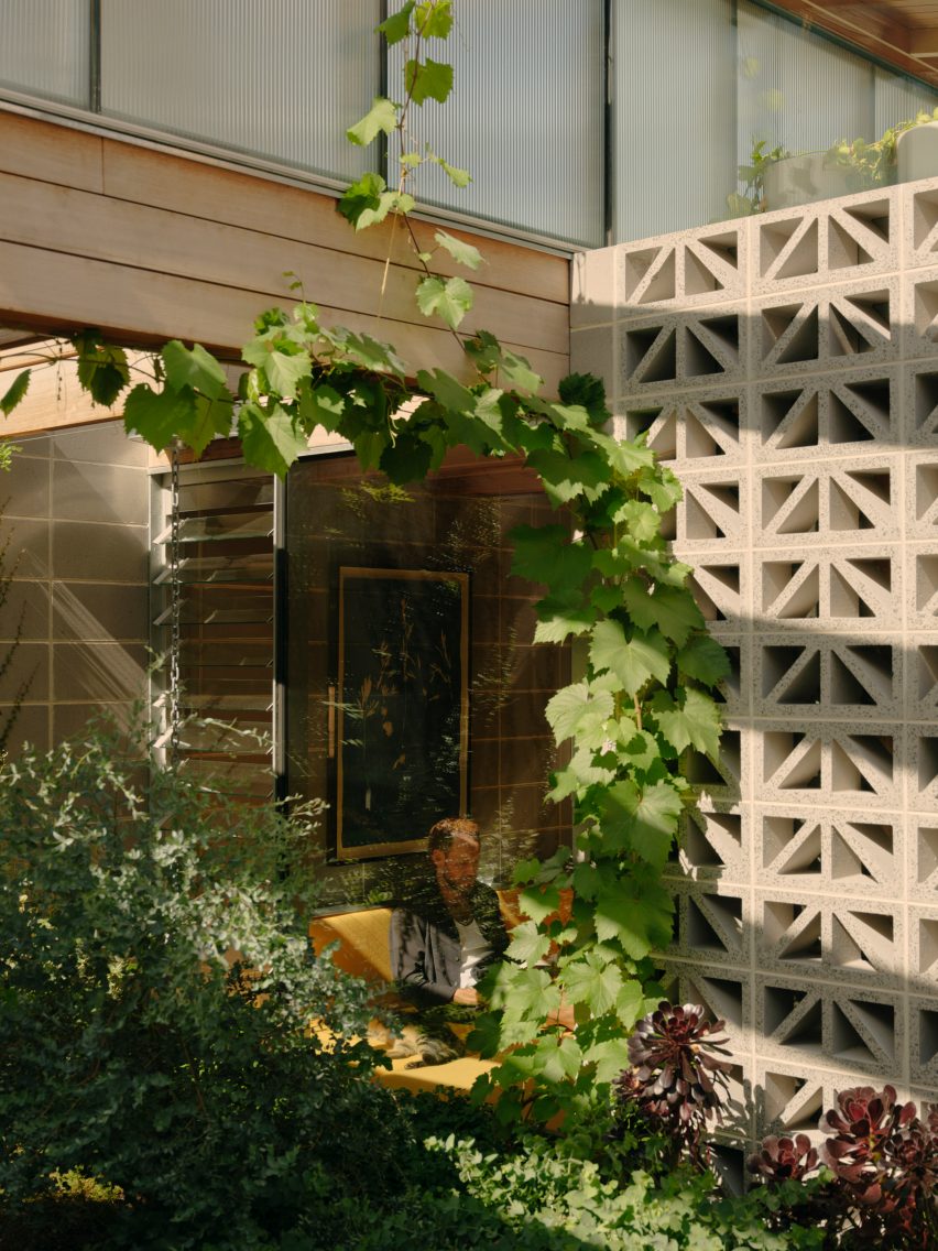 Garden courtyard with hollow breeze block walls