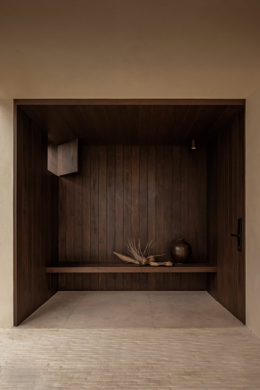 casa los tigres mexico cesar bejar