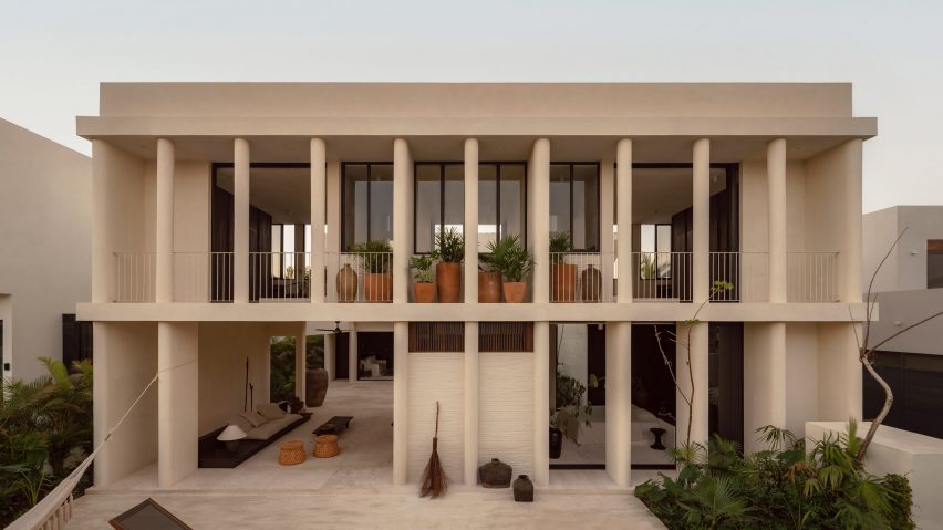 Casa Los Tigres is a minimalist residence in Mexico