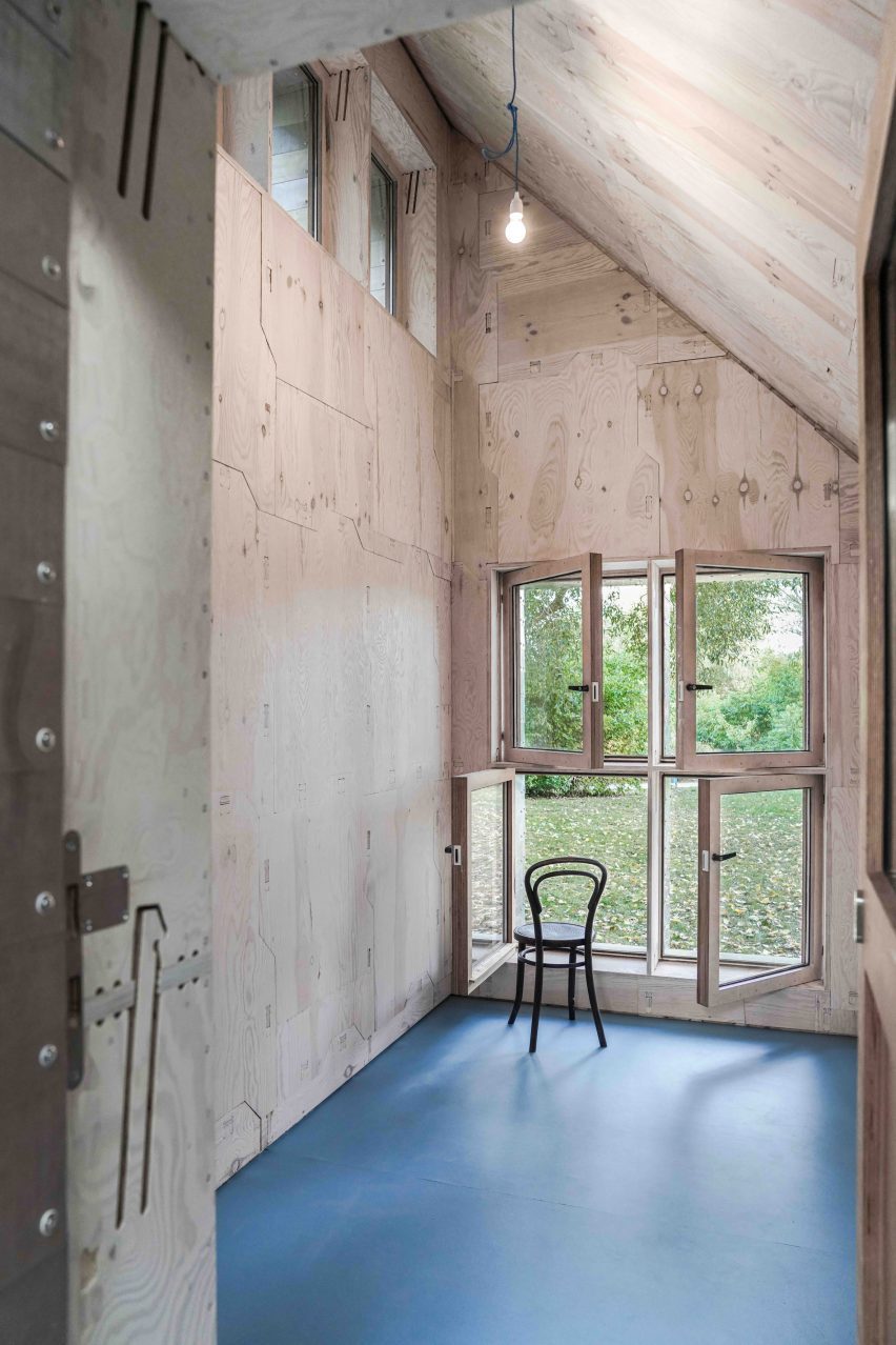 Digital House by Julian Krüger and Benjamin Kemper