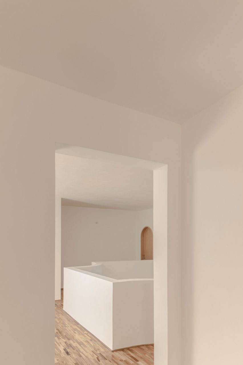 Y27 House by Estudio Estudio