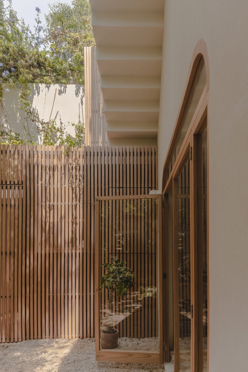 Y27 House by Estudio Estudio