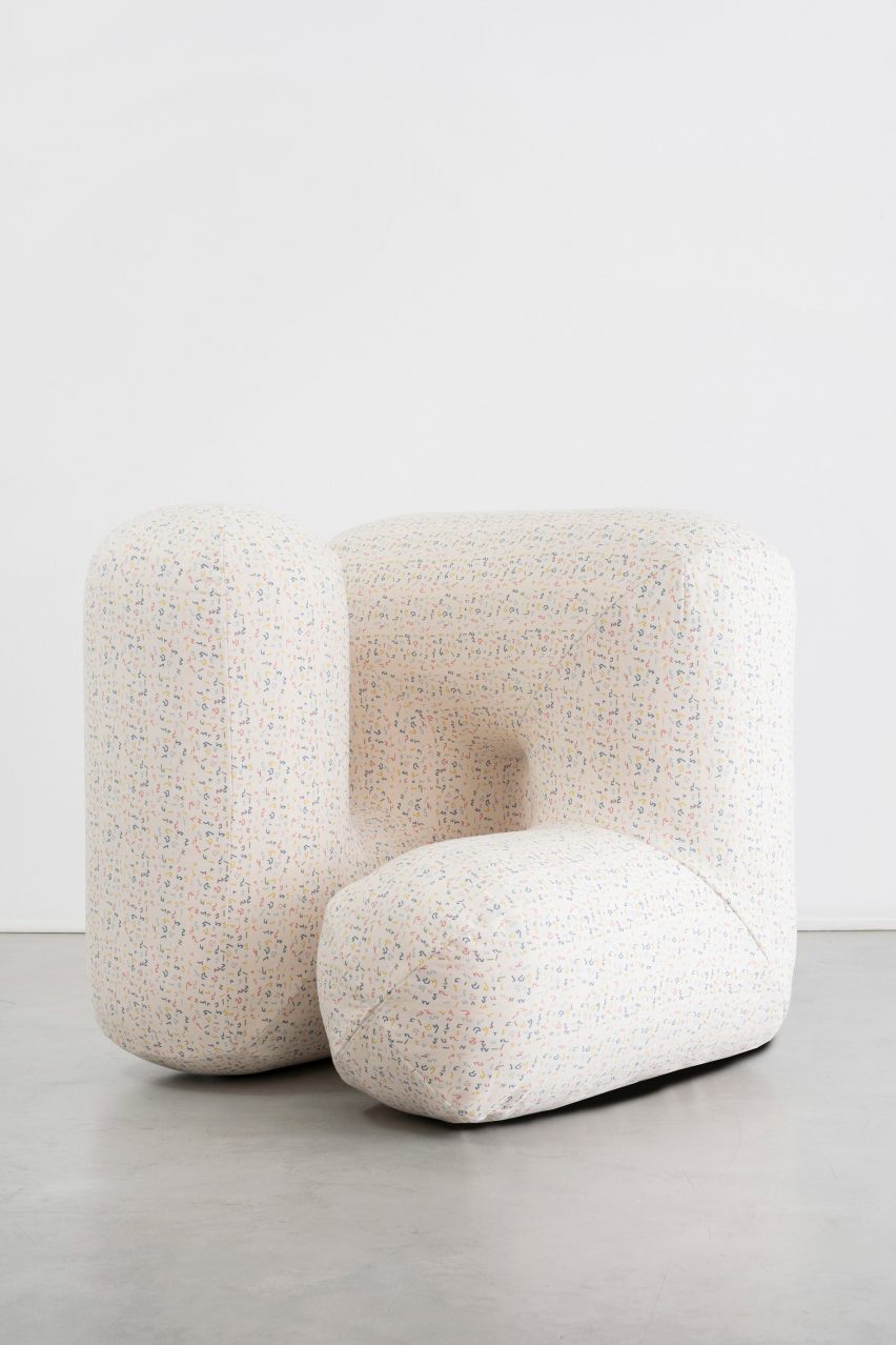 Sculptural white seating at the Growth and Form exhibition at Gallery Fumi