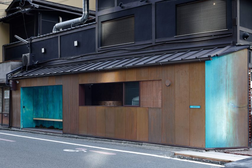 Copper-clad coffee kiosk in Kyoto by G Architects Studio