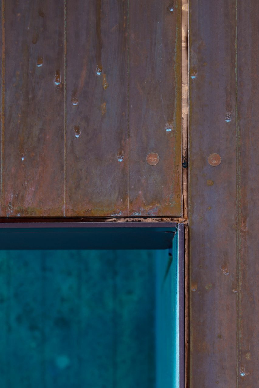 Copper cladding details of a kiosk by G Architects Studio