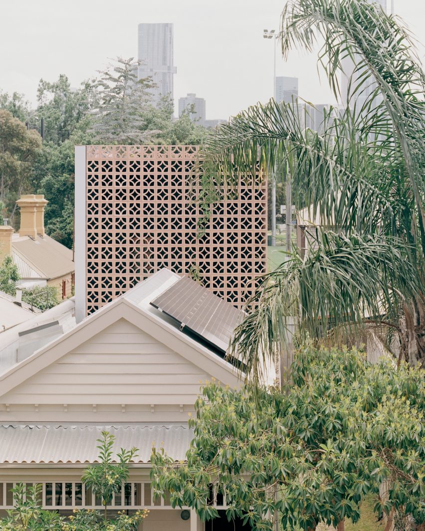 Garden Tower House by Studio Bright
