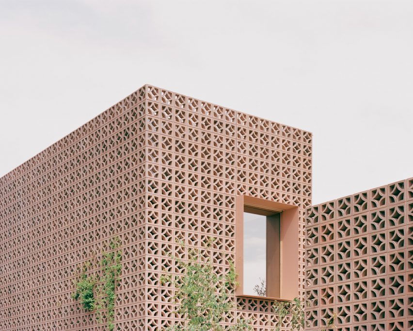 Garden Tower House by Studio Bright
