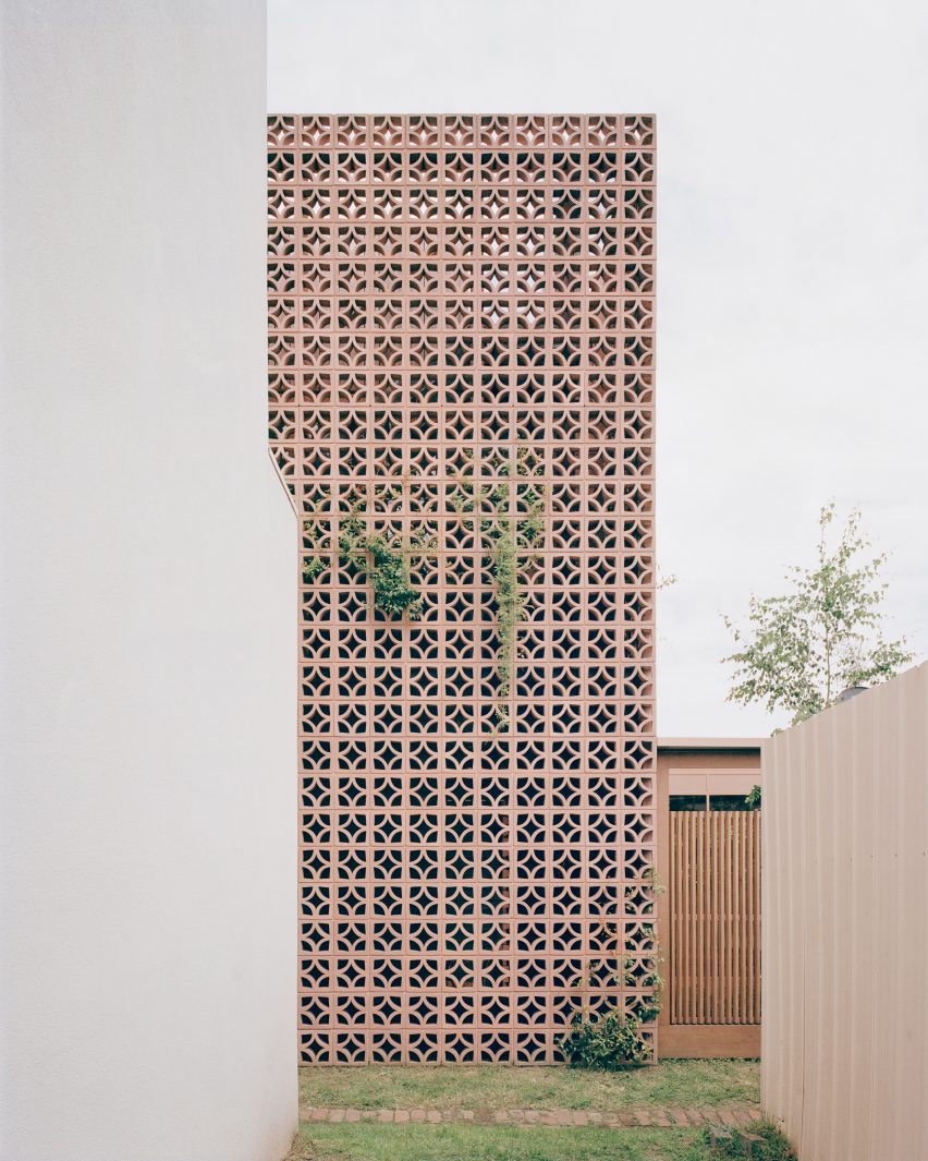 Garden Tower House by Studio Bright