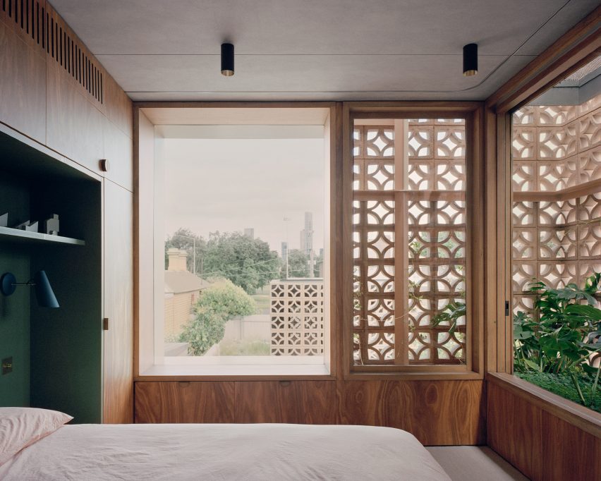 Garden Tower House by Studio Bright