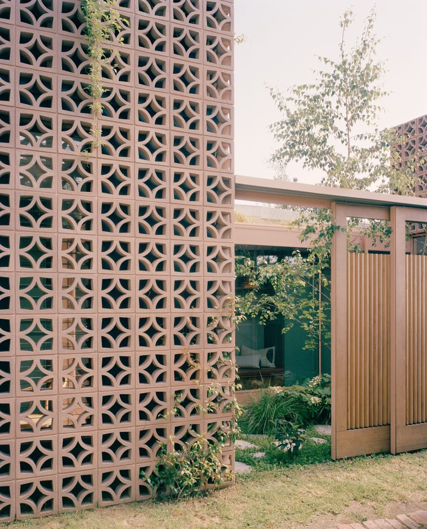 Garden Tower House by Studio Bright