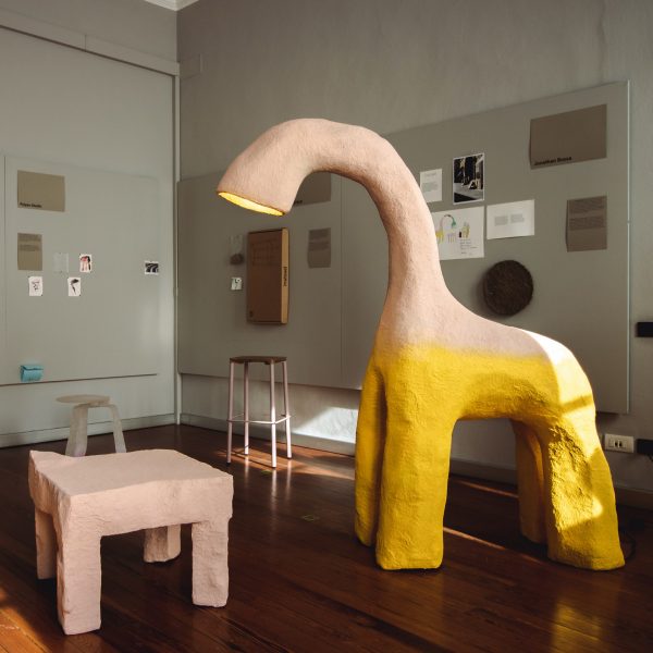Giraffa Alta by Jonathan Bocca made from paper-mache