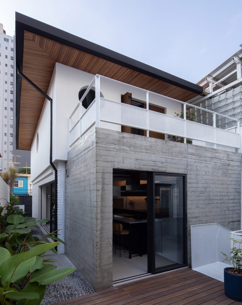 Casa Yuji in Sao Paulo by Goiva