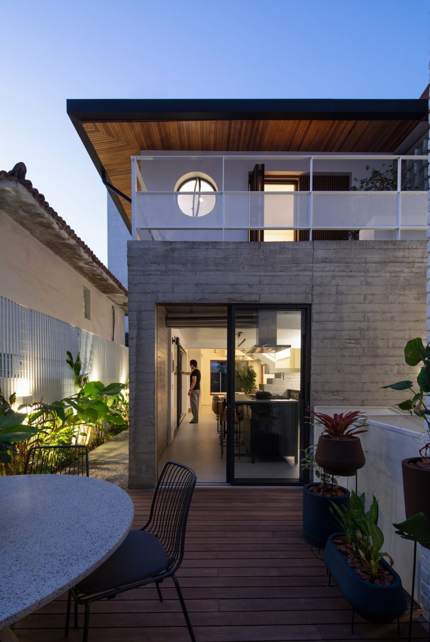 Casa Yuji in Sao Paulo by Goiva