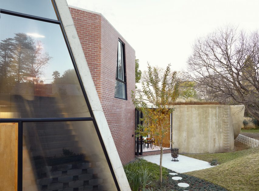 Great Primary Shapes House by Gregory Katz Architecture