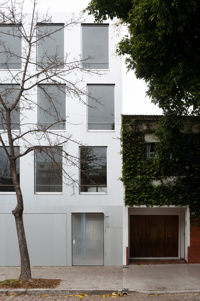 Virrey Aviles Street apartments by Juan Campanini and Josefina Sposito