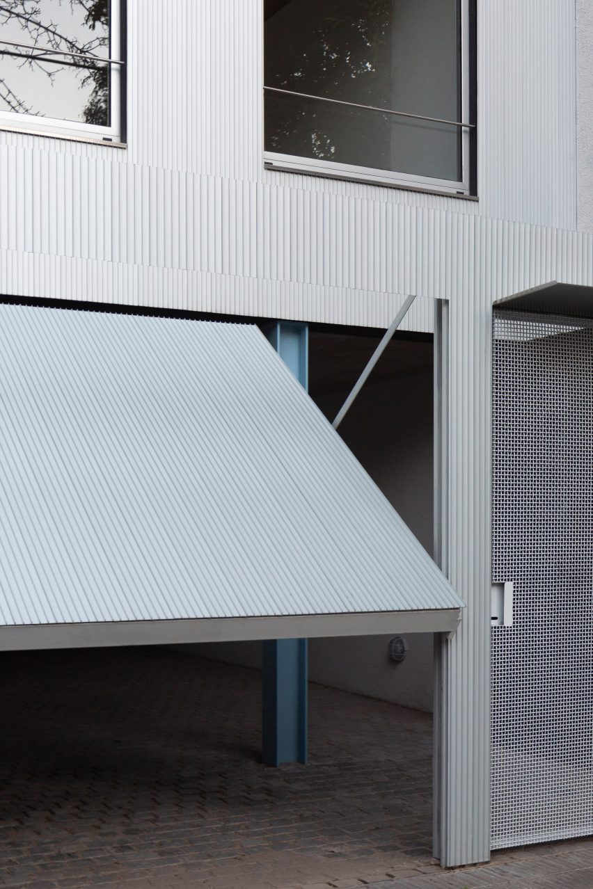 Corrugated aluminium garage door