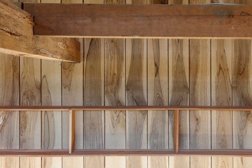 Interior of the Ichihara Life and Work Commission office by Kurosawa Kawara-Ten