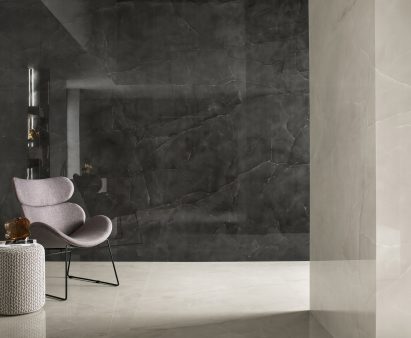 Black and white Marvel Onyx surfaces by Atlas Concorde