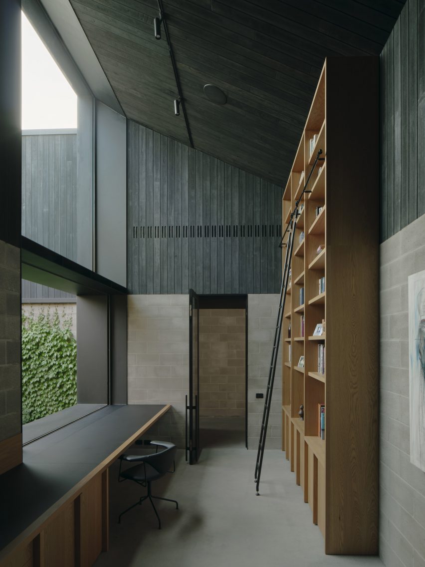 Merricks Farmhouse by Michael Lumby Architecture and Nielsen Jenkins