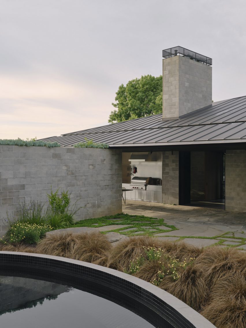 Merricks Farmhouse by Michael Lumby Architecture and Nielsen Jenkins