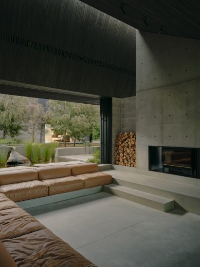 Merricks Farmhouse by Michael Lumby Architecture and Nielsen Jenkins