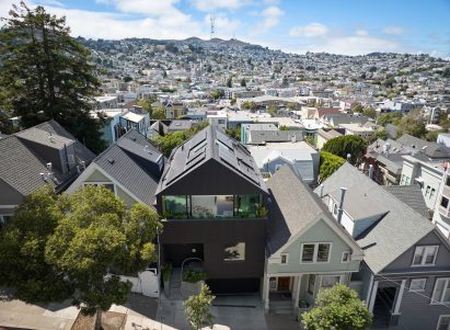 Silver Lining House by Mork-Ulnes Architects