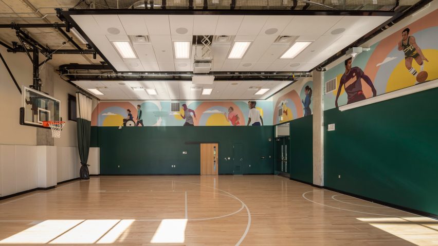 NBBJ creates pediatric clinic in Seattle with “no blank walls”