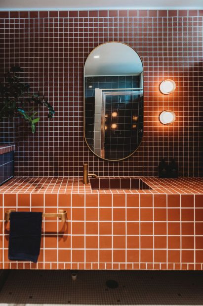 Bathroom of house in Orange, New South Wales, by PW Architecture Office