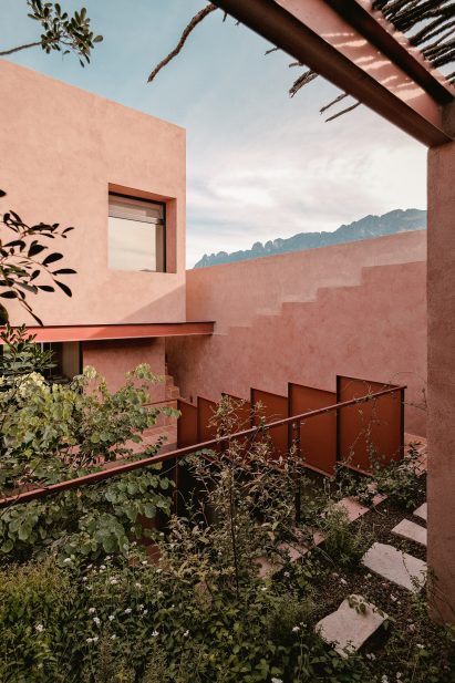 Red concrete house in Monterrey, Mexico