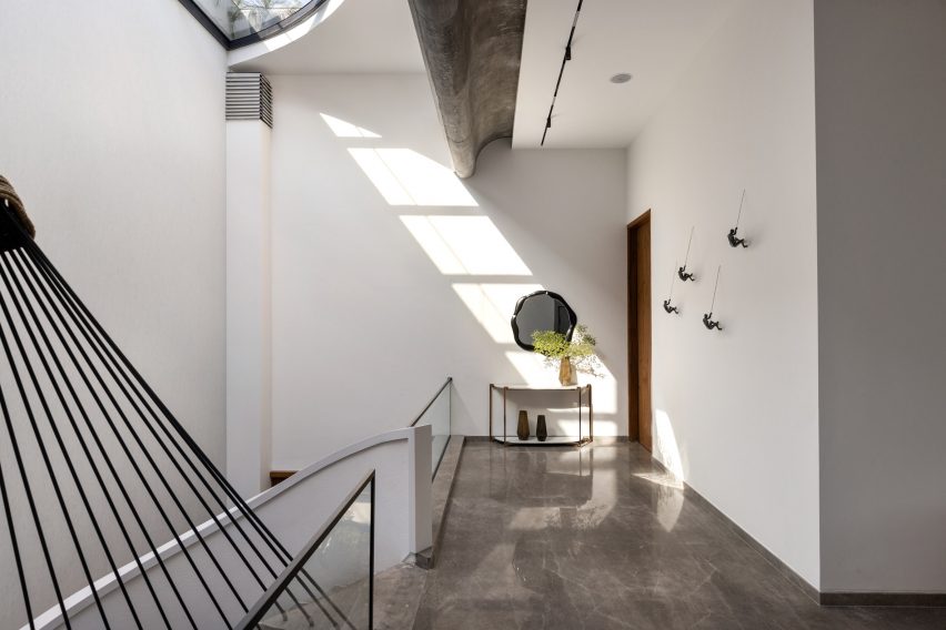 Ribbon House by Studio Ardete