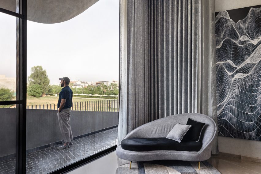 Ribbon House by Studio Ardete