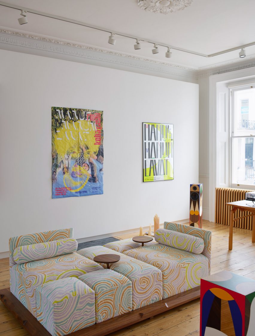 Manus Manum Lavat exhibition by Rio Kobayashi at Cromwell Place