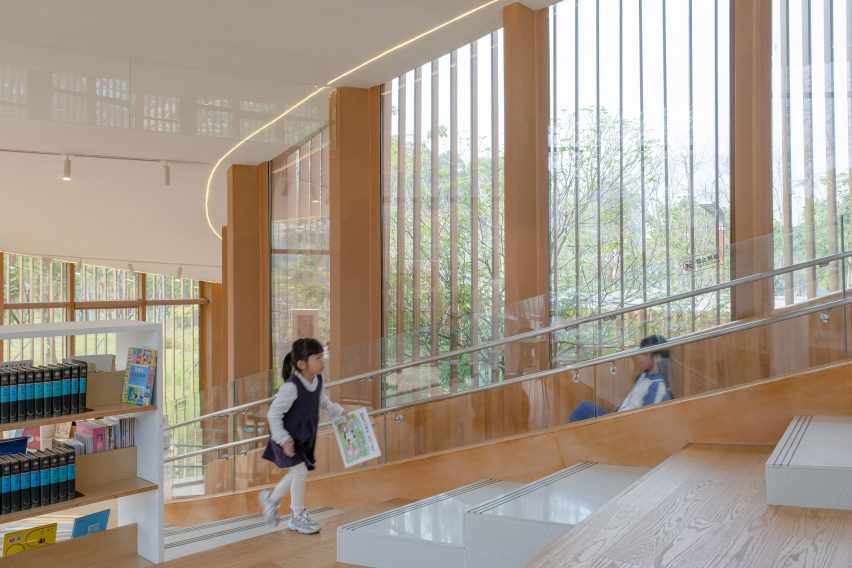 Serpentine Bookhouse by Atelier Xi