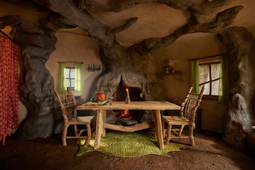 Table in Shrek's home