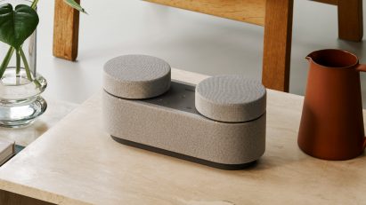 Sony HT-AX7 portable home theatre speaker system