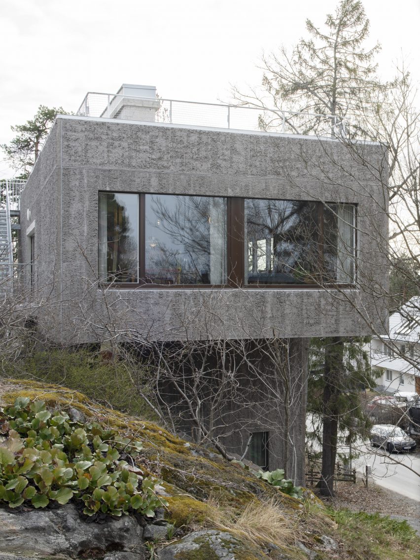 T House by Spridd