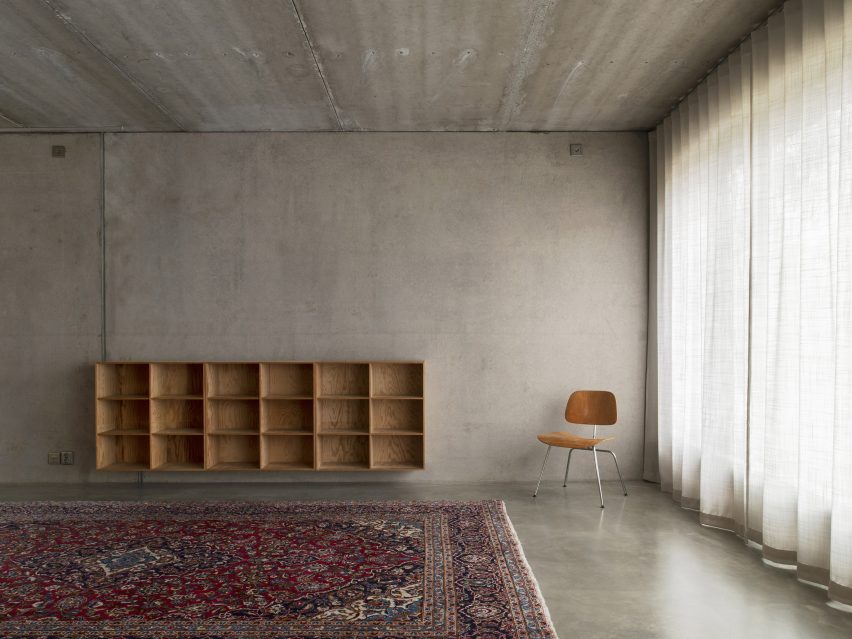 T House by Spridd