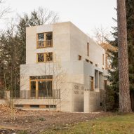 Fohlenweg house in Berlin by O'Sullivan Skoufoglou