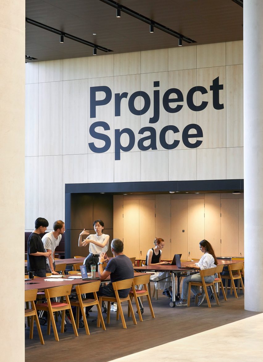 Timber-lined university collaborative workspace