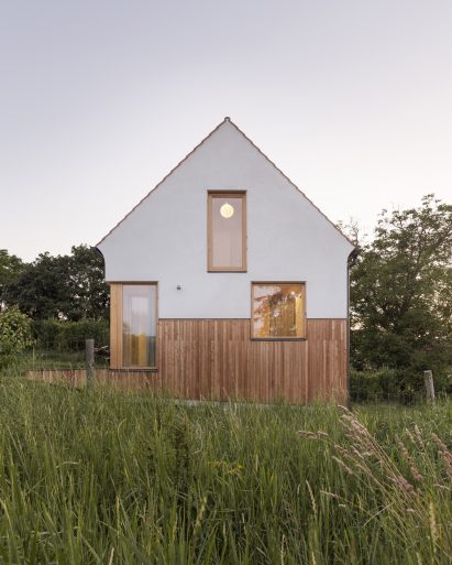 Exterior of Casa de mi Luna by Studio Circle Growth