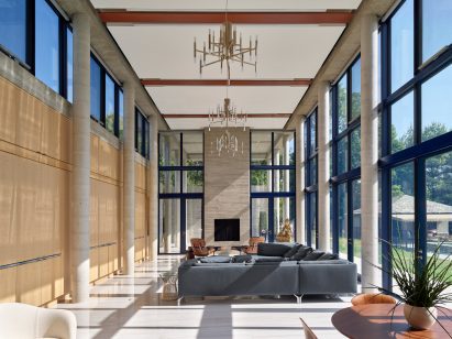 Double-height glass pavilion