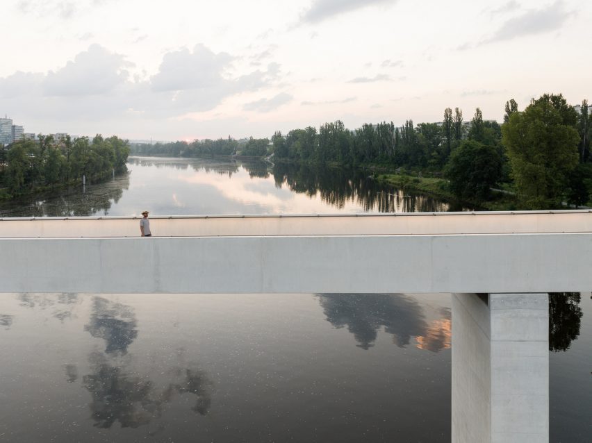 Štvanice Footbridge in Prague by Petre Tej, Marek Blank and Jan Mourek