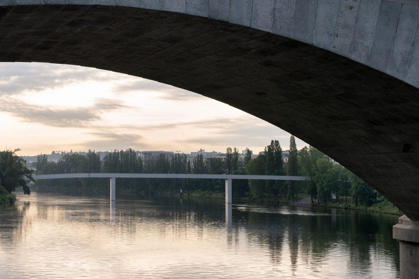 Štvanice Footbridge in Prague by Petre Tej, Marek Blank and Jan Mourek