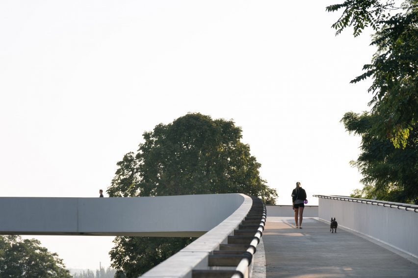Štvanice Footbridge in Prague by Petre Tej, Marek Blank and Jan Mourek